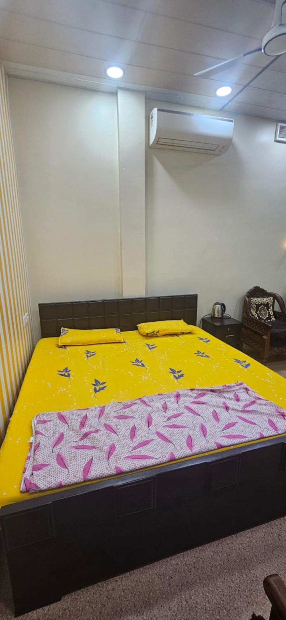 Kashi Shree Apartman Váránaszi Szoba fotó